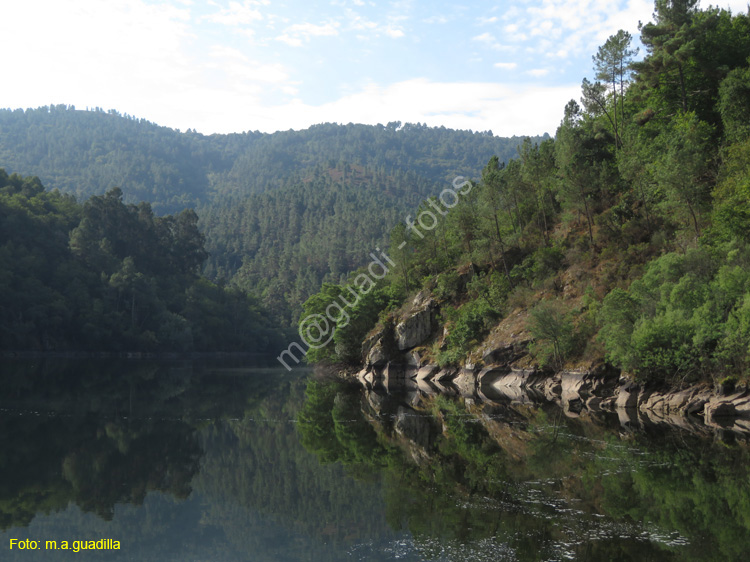 RIBEIRA SACRA (117) PLAYA FLUVIAL DE A COVA