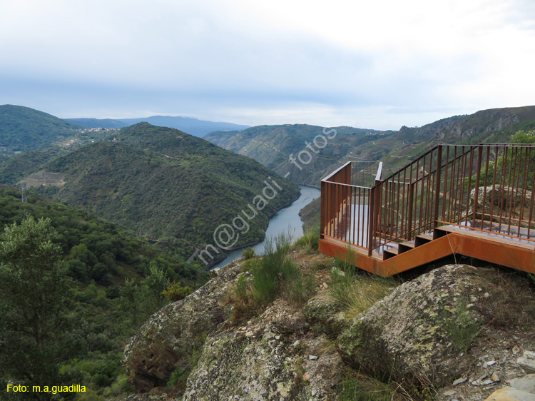 RIBEIRA SACRA (132) CASTRO CALDELAS - MIRADOR PEÑA DE MATACAS