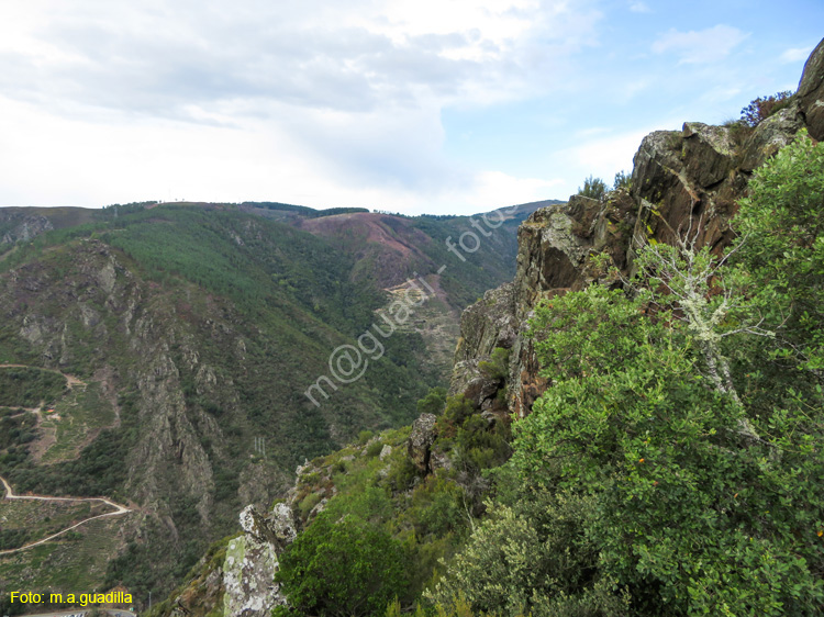 RIBEIRA SACRA (133) CASTRO CALDELAS - MIRADOR PEÑA DE MATACAS