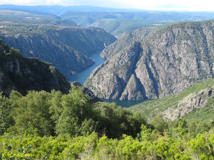 RIBEIRA SACRA (173) PARADA DE SIL - MIRADOR DE CABEZOA