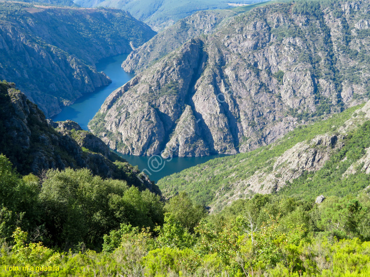 RIBEIRA SACRA (174) PARADA DE SIL - MIRADOR DE CABEZOA