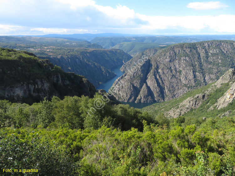 RIBEIRA SACRA (175) PARADA DE SIL - MIRADOR DE CABEZOA