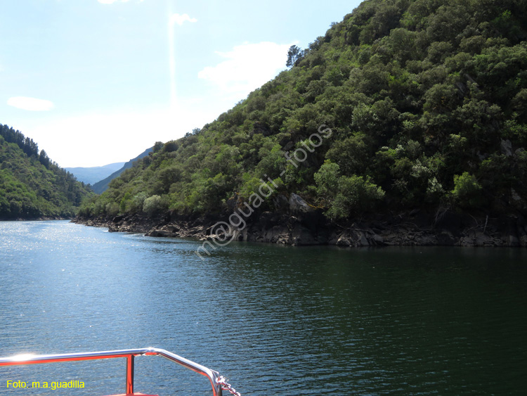 RIBEIRA SACRA (333) Catamaran Doade