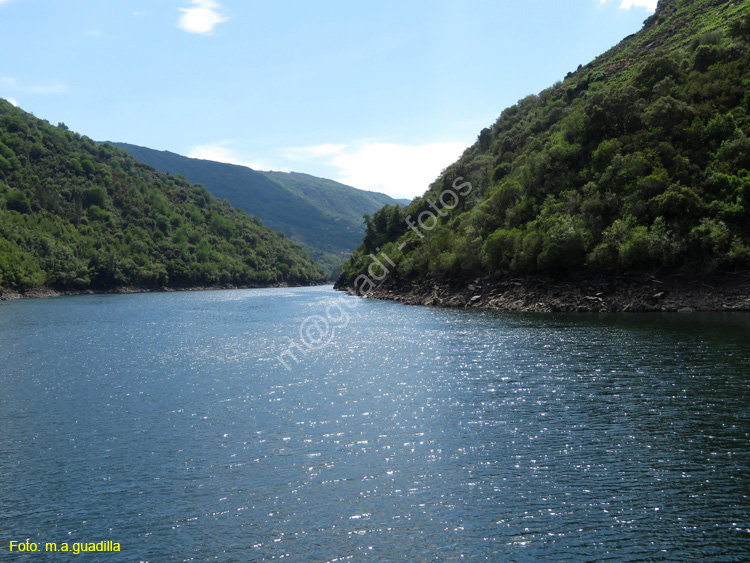 RIBEIRA SACRA (337) Catamaran Doade