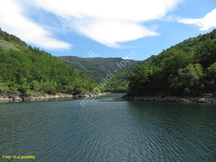 RIBEIRA SACRA (345) Catamaran Doade