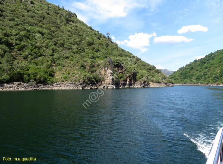 RIBEIRA SACRA (346) Catamaran Doade