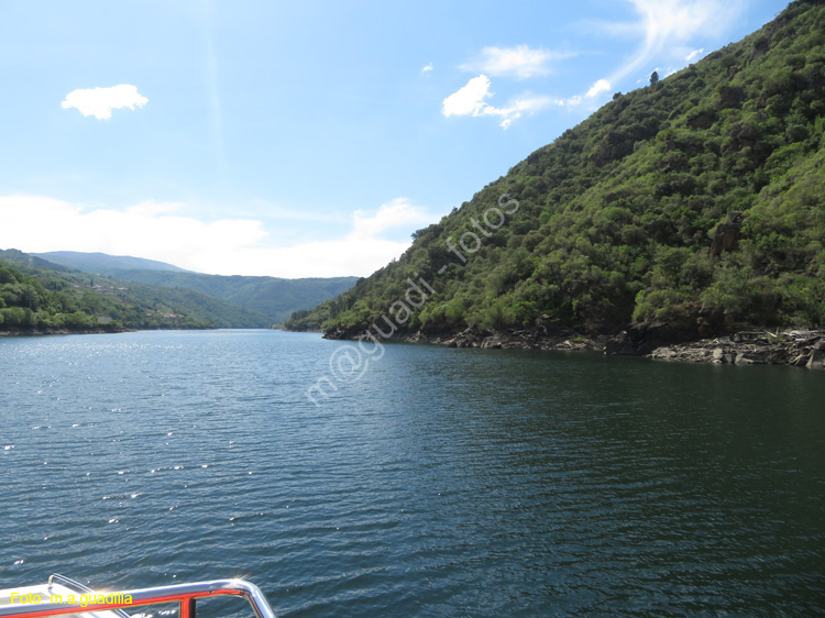 RIBEIRA SACRA (347) Catamaran Doade