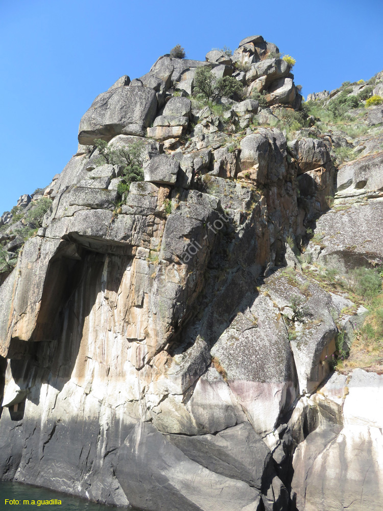 RIBEIRA SACRA (370) Catamaran Doade