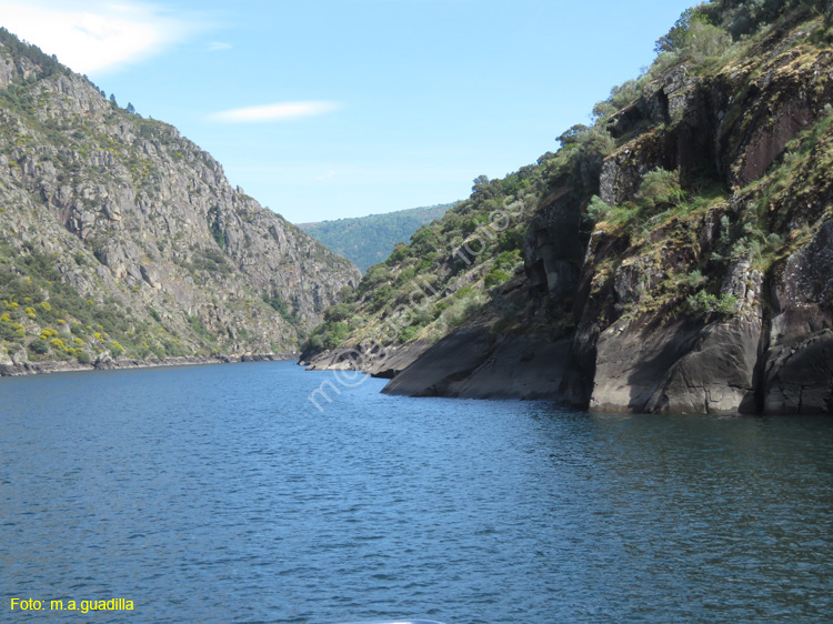 RIBEIRA SACRA (386) Catamaran Doade