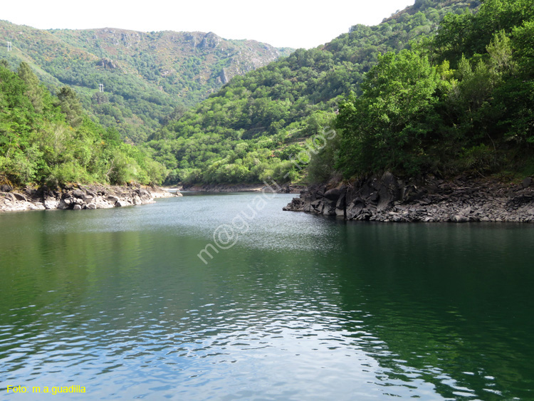 RIBEIRA SACRA (393) Catamaran Doade