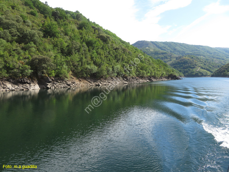 RIBEIRA SACRA (397) Catamaran Doade