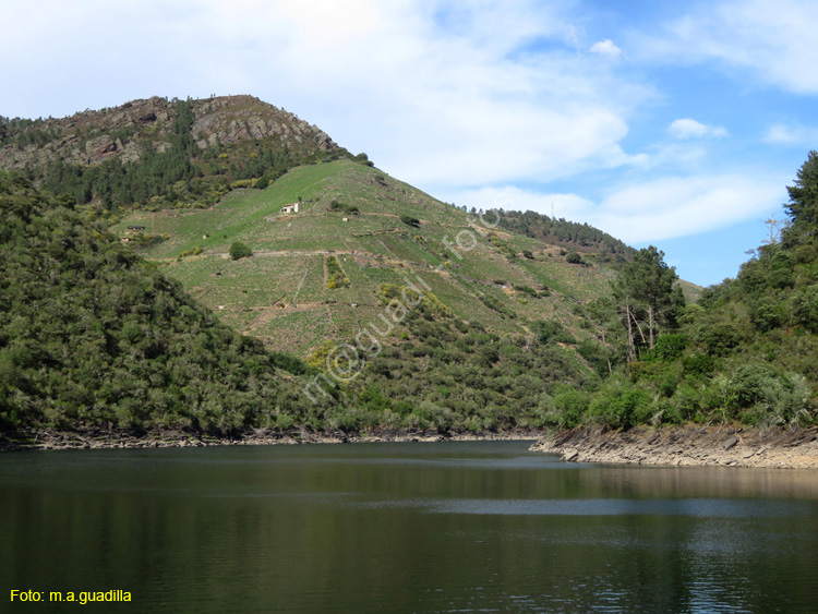 RIBEIRA SACRA (402) Catamaran Doade