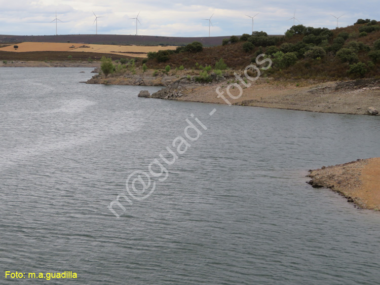 EMBALSE DE RICOBAYO (111) Esla