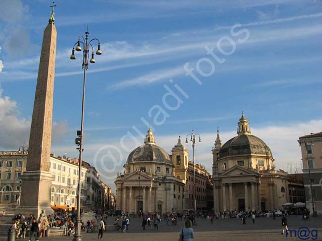 334 Italia - ROMA Plaza del Popolo