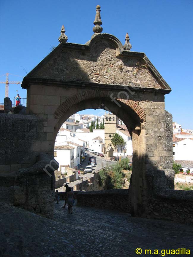 RONDA 164 Arco de Felipe V