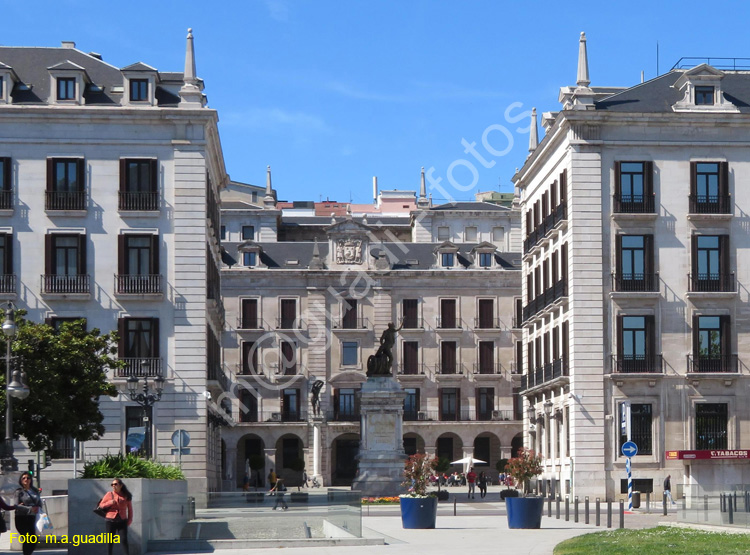 SANTANDER (261) - Plaza Porticada