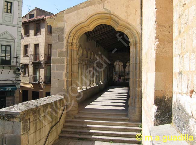 SEGOVIA - Iglesia de San Martin 002