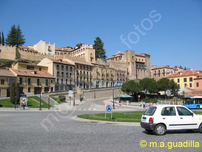 SEGOVIA - Plaza de la Artilleria 002