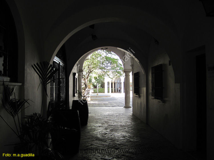 SEVILLA (596) Plaza del Cabildo