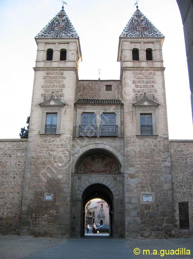 TOLEDO - Puerta de Bisagra 014