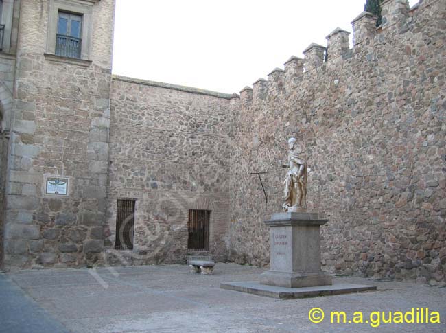 TOLEDO - Puerta de Bisagra 015