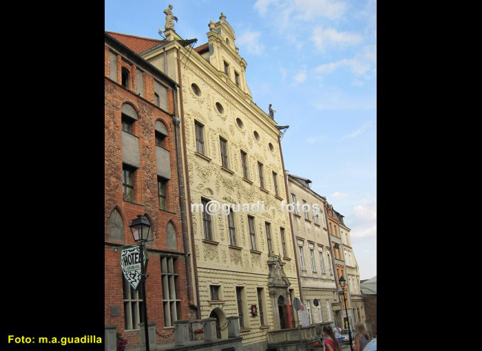 TORUN (154)