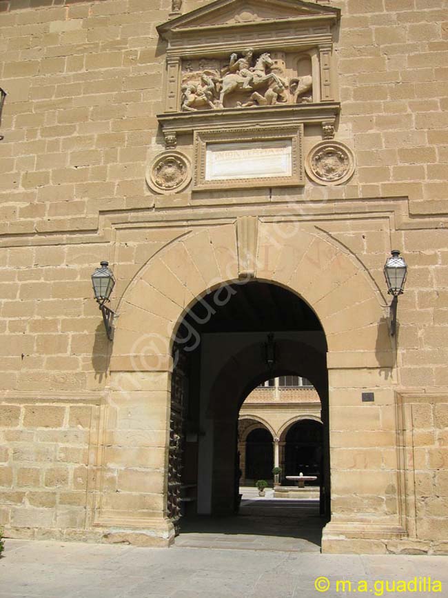 UBEDA Hospital de Santiago 107