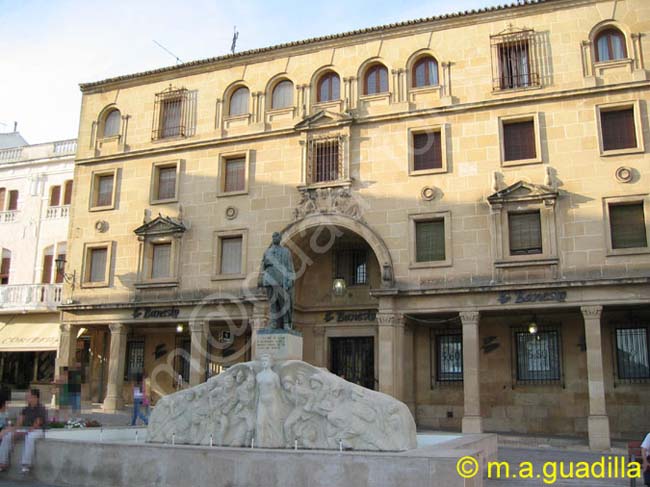 UBEDA Plaza de Aandalucia 001