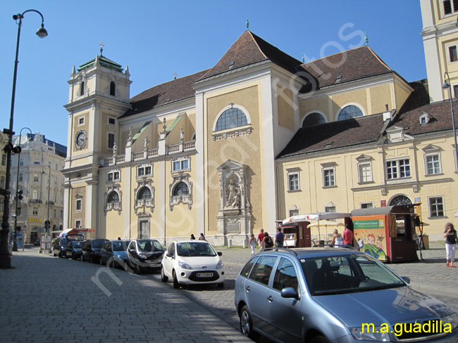 VIENA - Plaza Freyung 002 - Iglesia de los escoceses