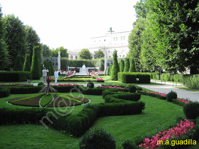 VIENA - Volksgarten 002