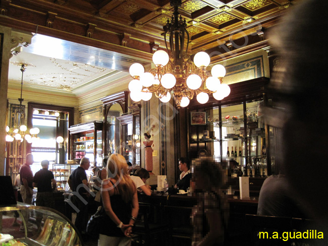 VIENA - Cafe Demel 002