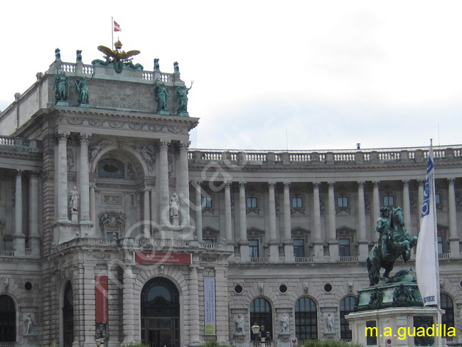 VIENA - Hofburg 054 - Neue Burg - Plaza de los Heroes