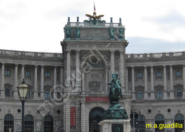 VIENA - Hofburg 056 - Neue Burg - Plaza de los Heroes