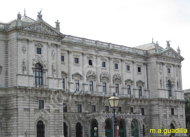 VIENA - Hofburg 058 - Neue Burg - Plaza de los Heroes