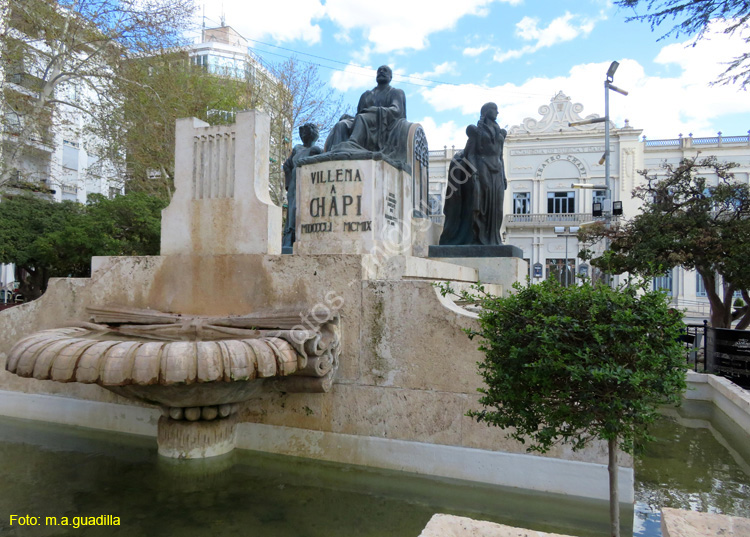 VILLENA (129) Monum. a Chapi y Teatro