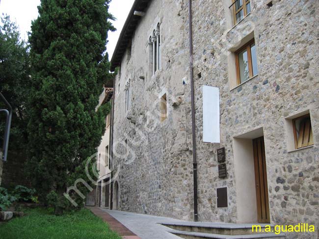 BESALU 029