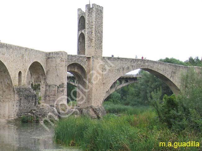 BESALU 034