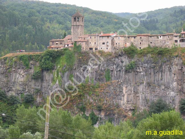 CASTELLFOLLIT DE LA ROCA 003