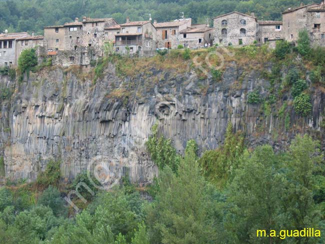 CASTELLFOLLIT DE LA ROCA 004