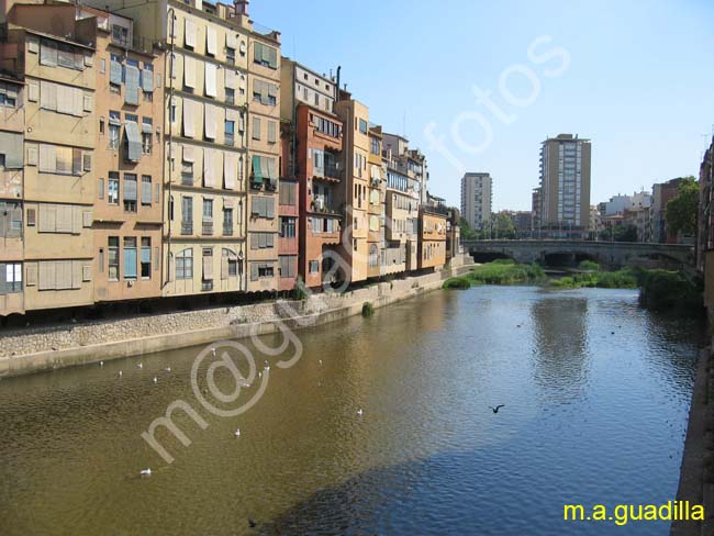 GIRONA 158 Casas del Onyar