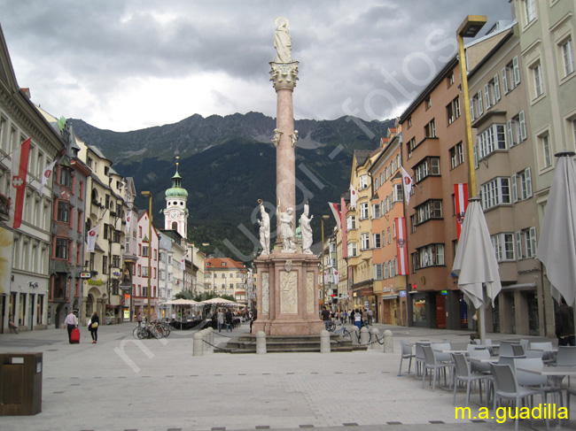 INNSBRUCK - Maria Theresien Strasse 011 - Columna de Santa Ana