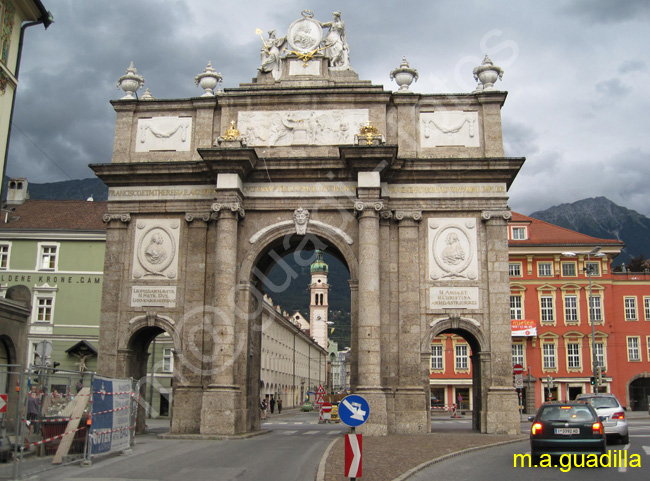 INNSBRUCK - Maria Theresien Strasse 020 - Arco del Triunfo