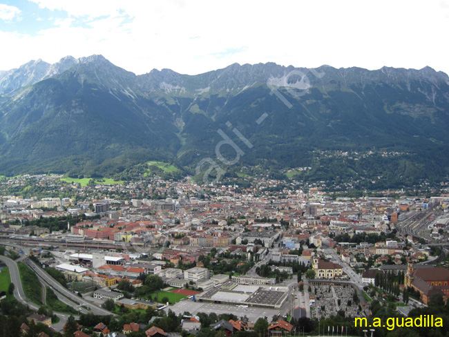 INNSBRUCK - Trampolin de saltos Bergisel 011