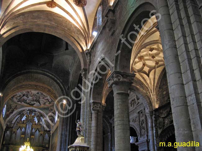 JACA 028 Catedral