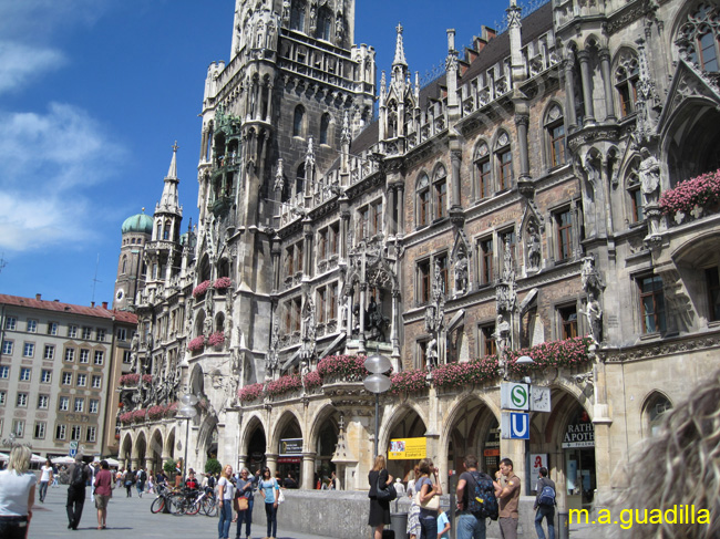 MUNICH - Ayuntamiento 001