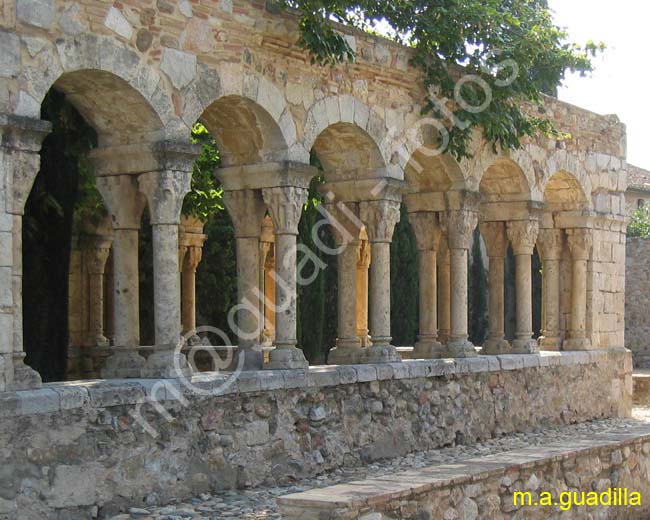 PERALADA 014 Claustro de Sant Domenec - museo