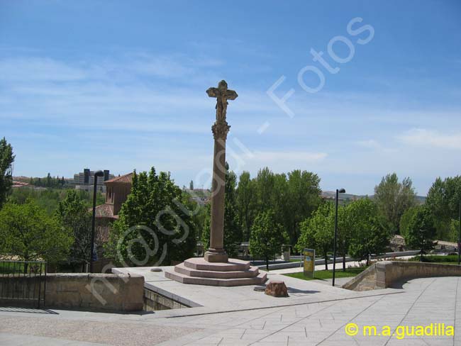 SALAMANCA - Ribera del Puente 001