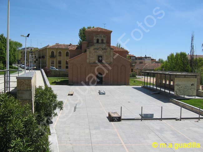 SALAMANCA - Iglesia de Santiago 001