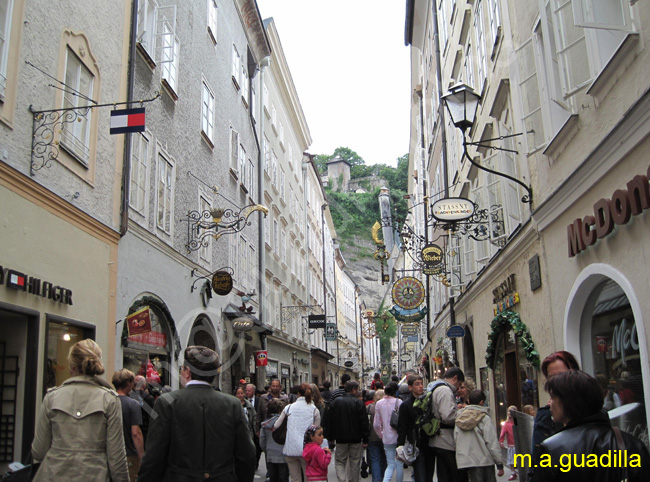 SALZBURGO - Getreidegasse 002