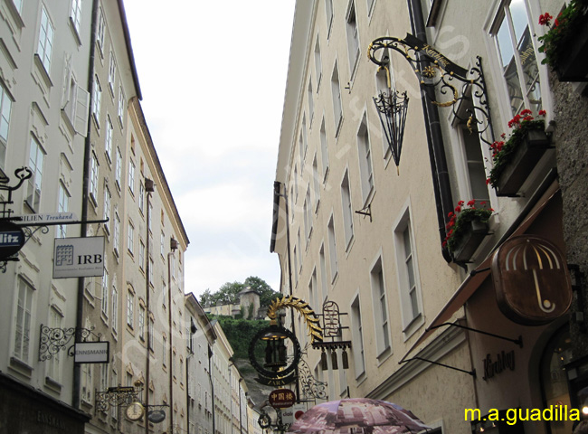 SALZBURGO - Getreidegasse 003